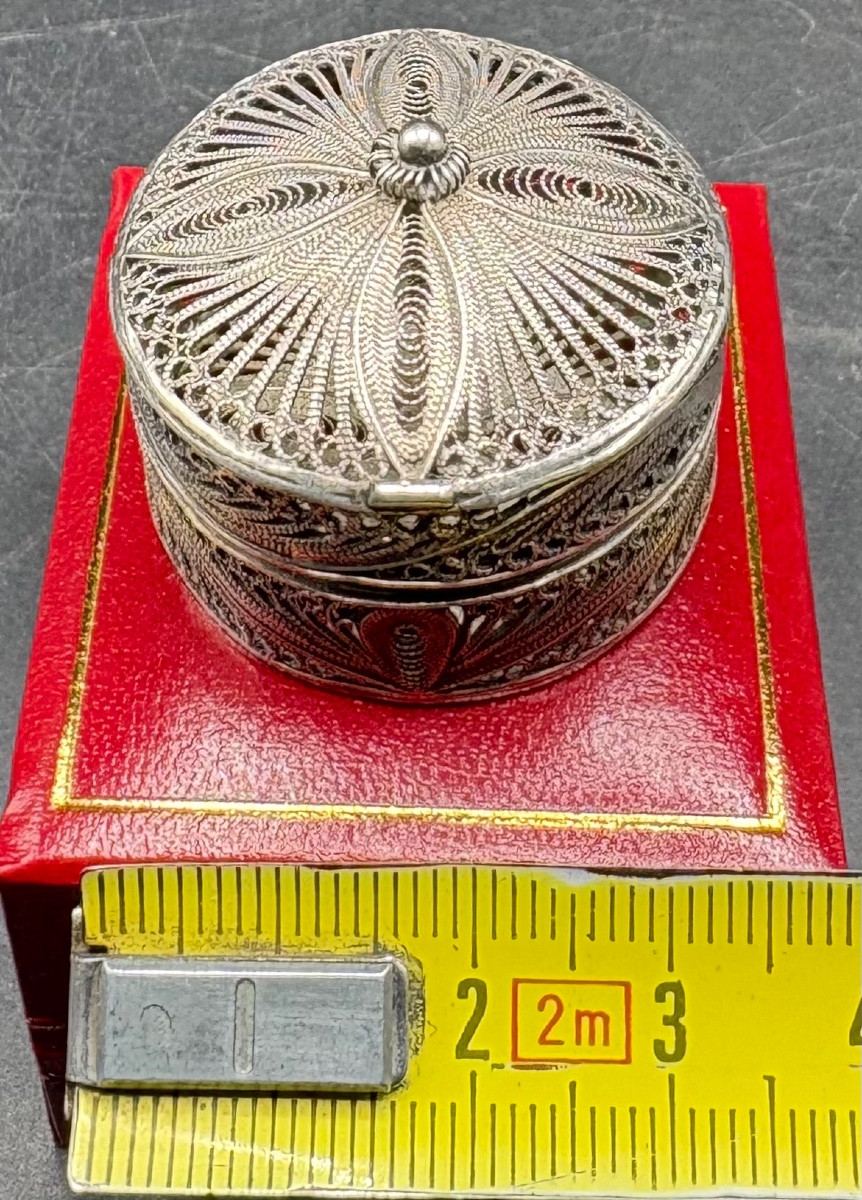 1960s/70s European Solid Silver Filigree Pill Box-photo-5