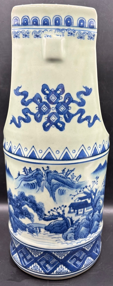 1950s Chinese Enameled Porcelain Vase-photo-4