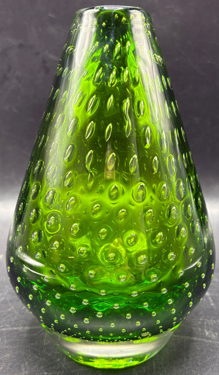 VASE EN CRISTAL SOUFFLÉ  BULLÉ TRAVAILLÉ À CHAUD SCANDINAVE DES ANNÉES 1950/60