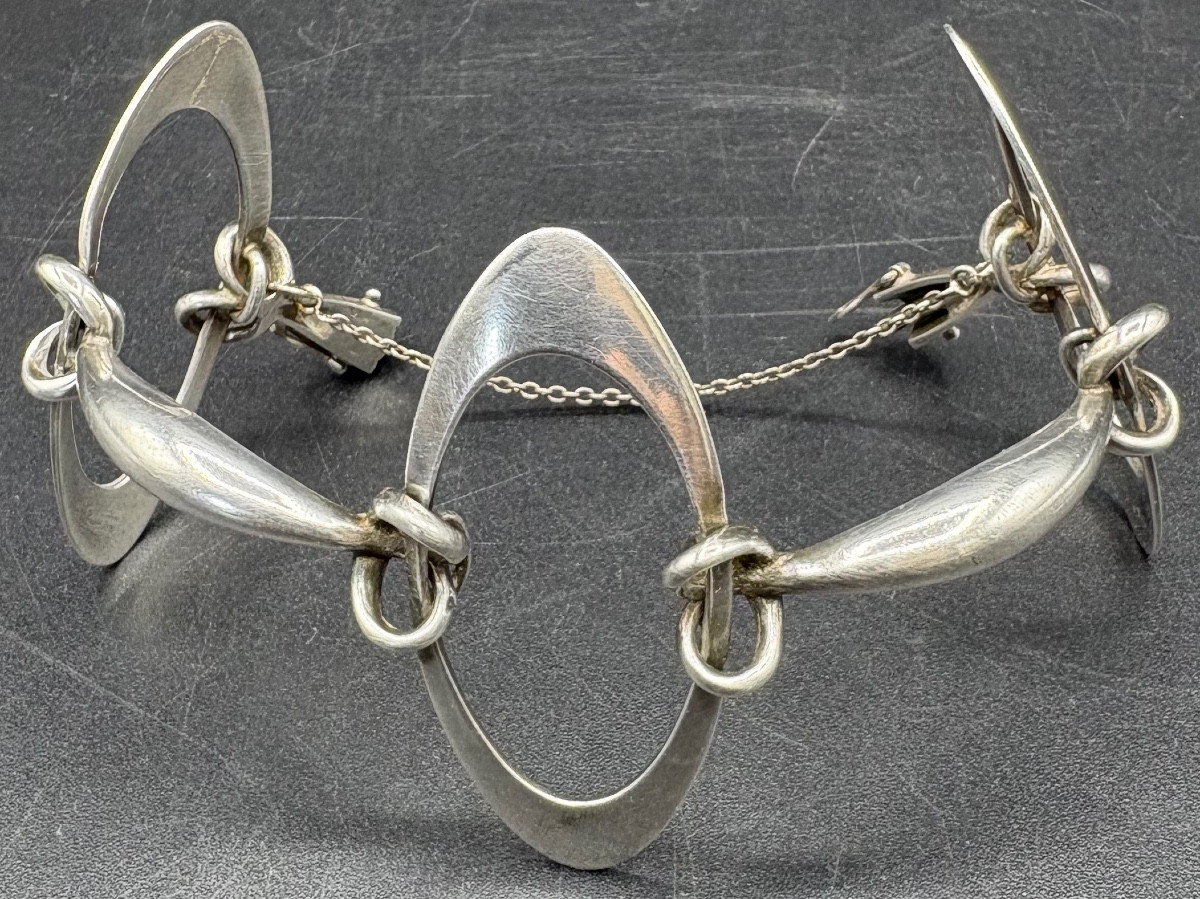 BRACELET EN ARGENT MASSIF DES ANNÉES 1960 FRANÇAIS 