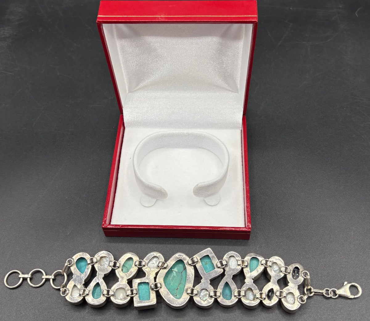 BRACELET GOURMETTE EN ARGENT MASSIF PERLES CABOCHONS DE TURQUOISE ET QUARTZ VERS 1980 EUROPÉEN -photo-4