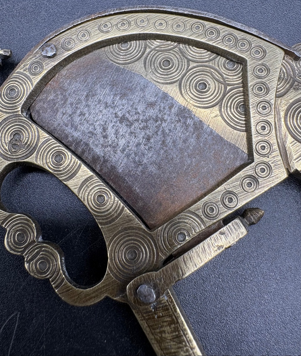 COUPE CIGARES OU AUTRE EN BRONZE ET ACIER DES ANNÉES 1880 ÉTRANGER -photo-5