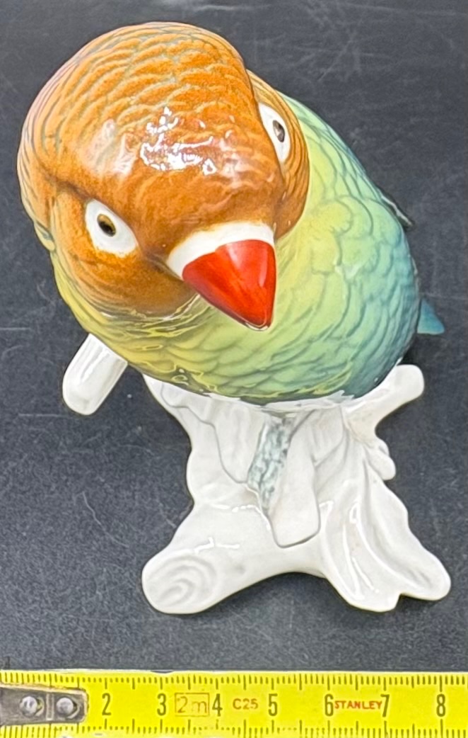 SUJET PERROQUET EN PORCELAINE ÉMAILLÉE DES ANNÉES 1920 PAR KARL ENS -photo-7
