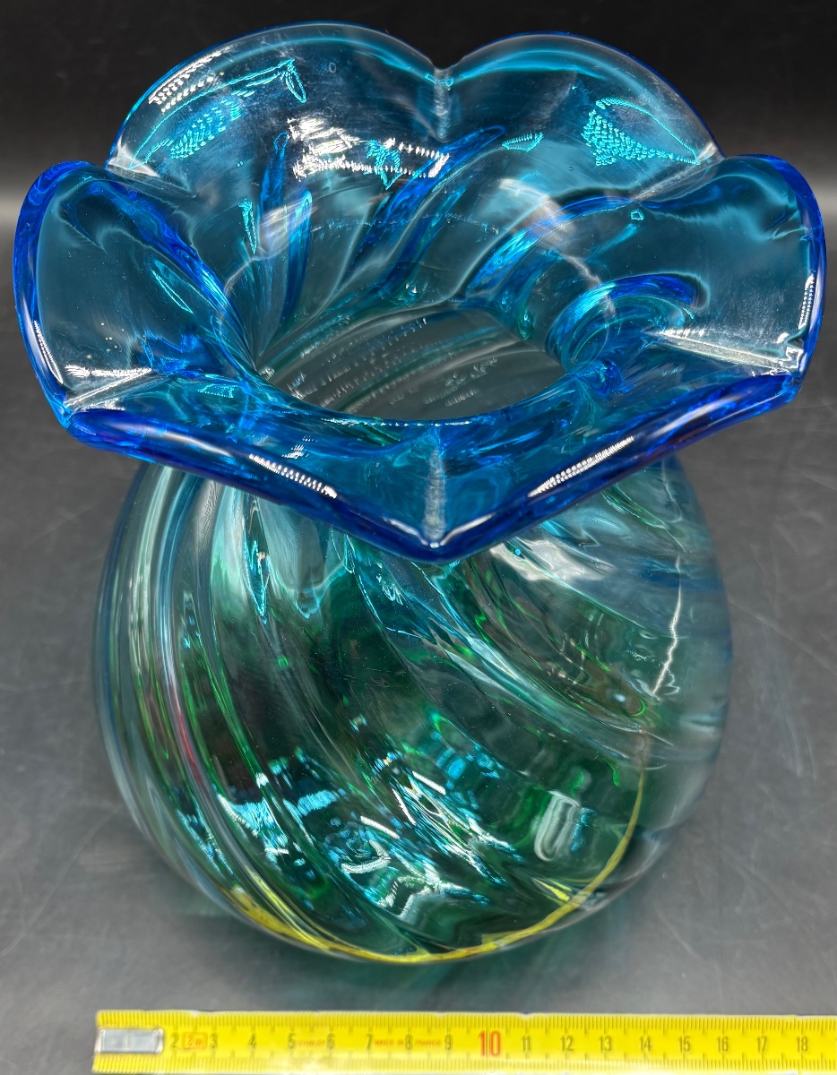 European Glass Vase With Gradient Coloring From The 1930s -photo-4