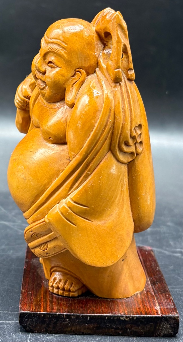 Chinese Buddha Sculpted From Exotic Wood, Dated To The 1940s/50s -photo-2