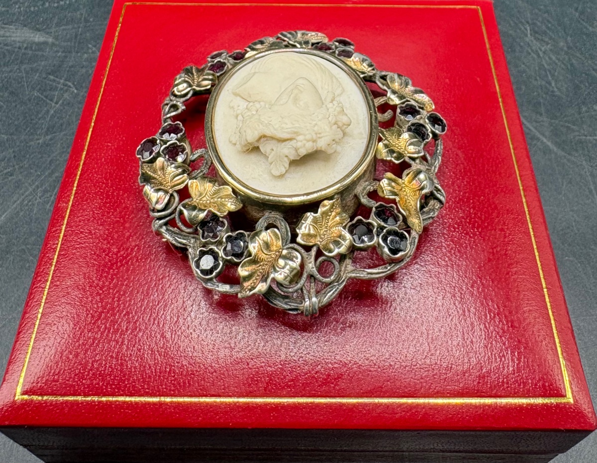 Solid Silver Brooch, Vermeil With Garnets And Limestone, Circa 1860, French -photo-4
