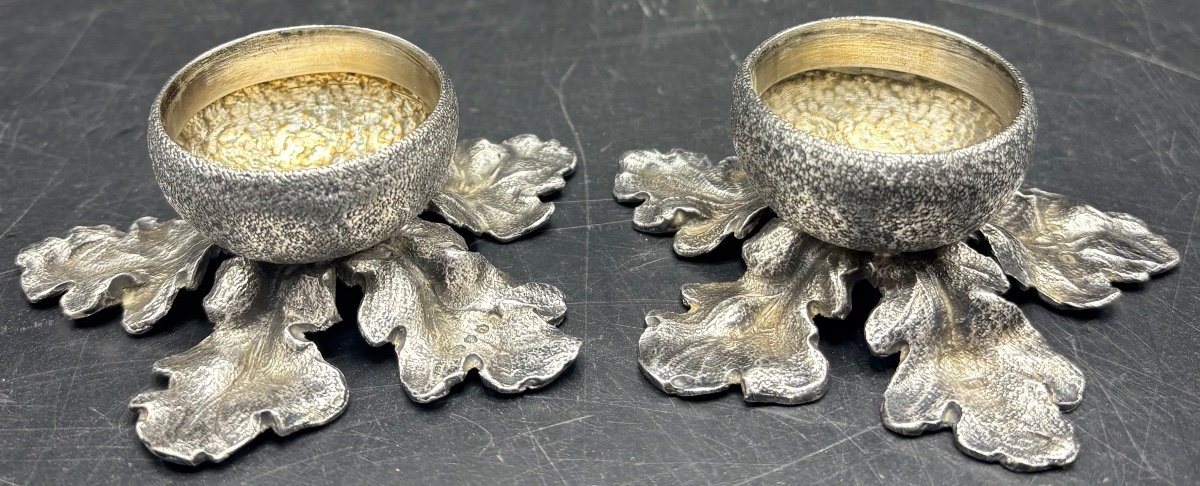 A Pair Of Solid Silver Salt Shakers From The 1900s By Leuchar, Piccadilly, London