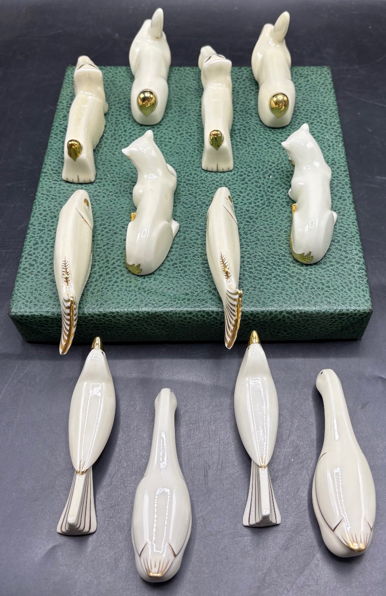 PORTES COUTEAUX EN PORCELAINE ÉMAILLÉE DORÉE DES ANNÉES 1930 FRANÇAIS -photo-4