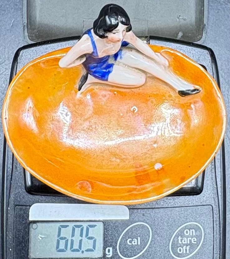 VIDE POCHE BAIGNEUSE EN PORCELAINE ÉMAILLÉE ALLEMANDE DES ANNÉES 1900/20-photo-8