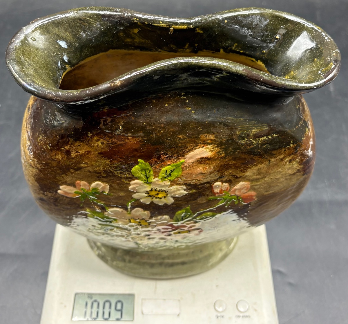 Late 19th-century French Painted Terracotta Vase -photo-8