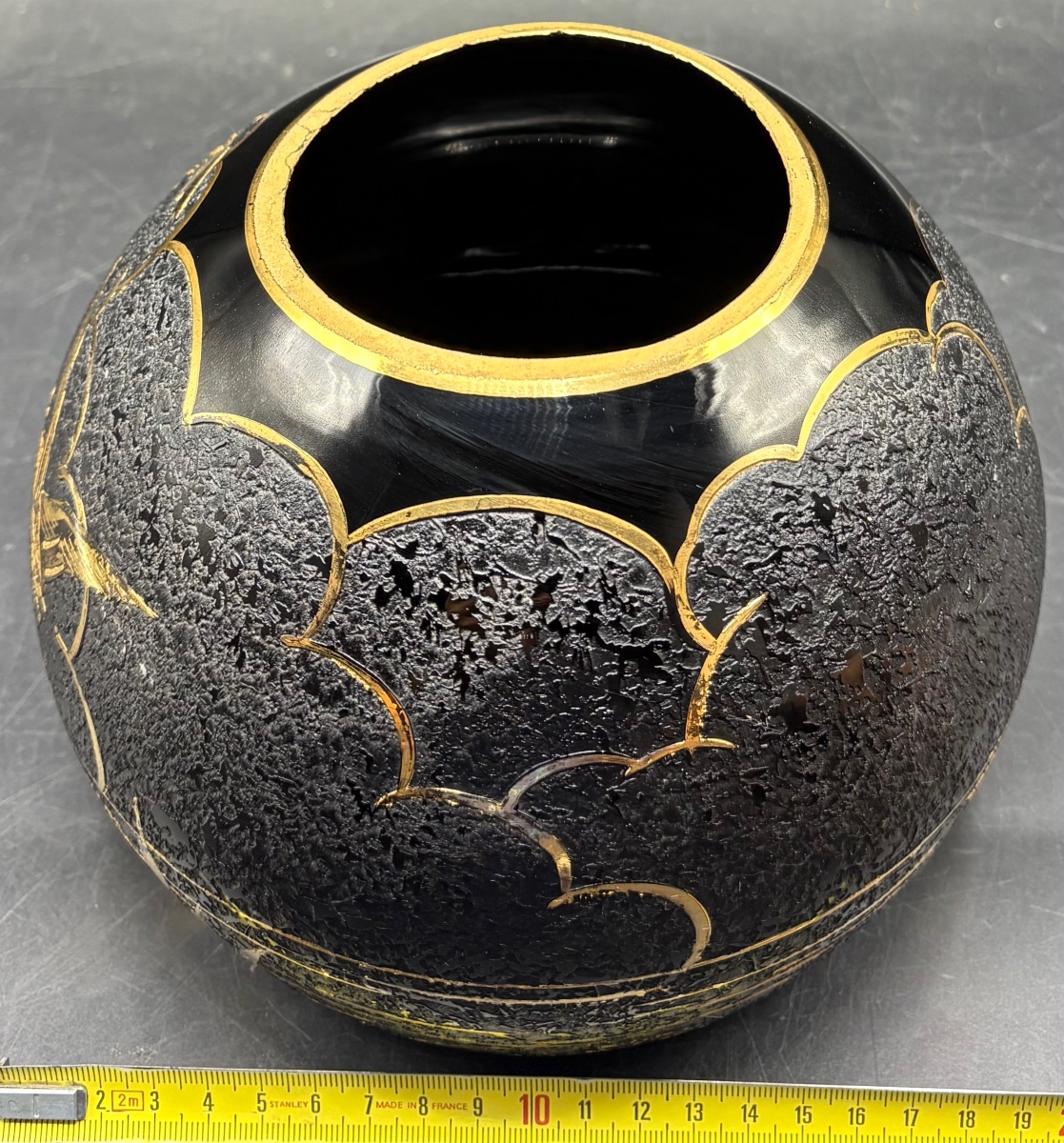 VASE BOULE EN VERRE SOUFFLÉ GRAVÉ À L’ACIDE ET DORÉ DES ANNÉES 1930 PAR SCHNEIDER -photo-7