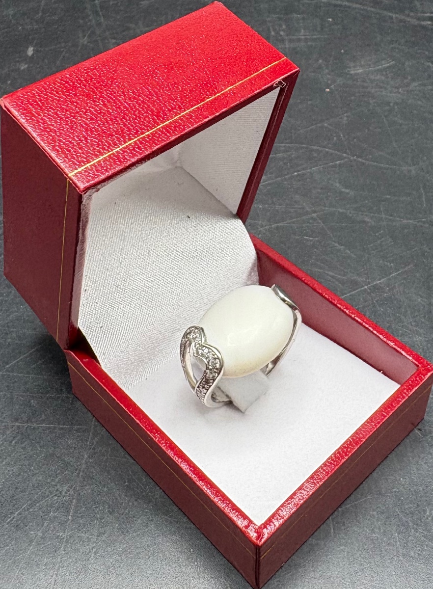 Solid Silver Ring With Porcelain And Zirconium Oxides From The 1980s By Morgan