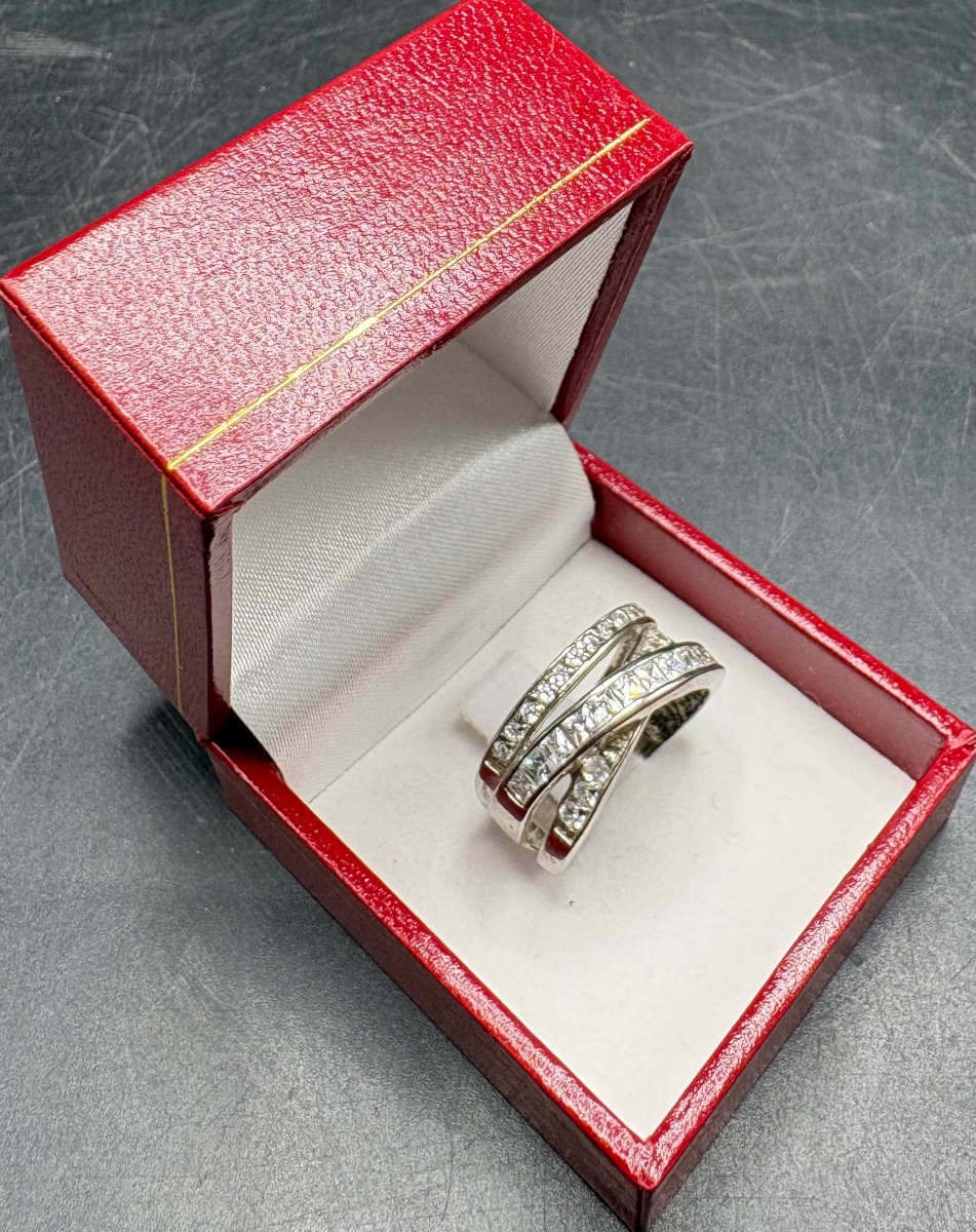 Solid Silver Ring With Zirconium Oxides Around 1980 French
