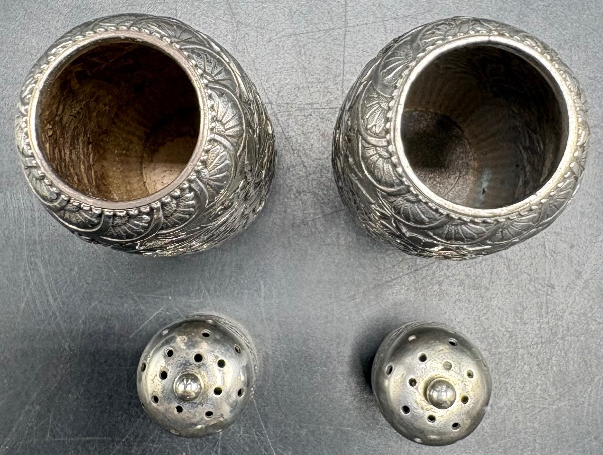 Pair Of Solid Silver Art Nouveau Salt And Pepper Shakers, 1900, American -photo-1