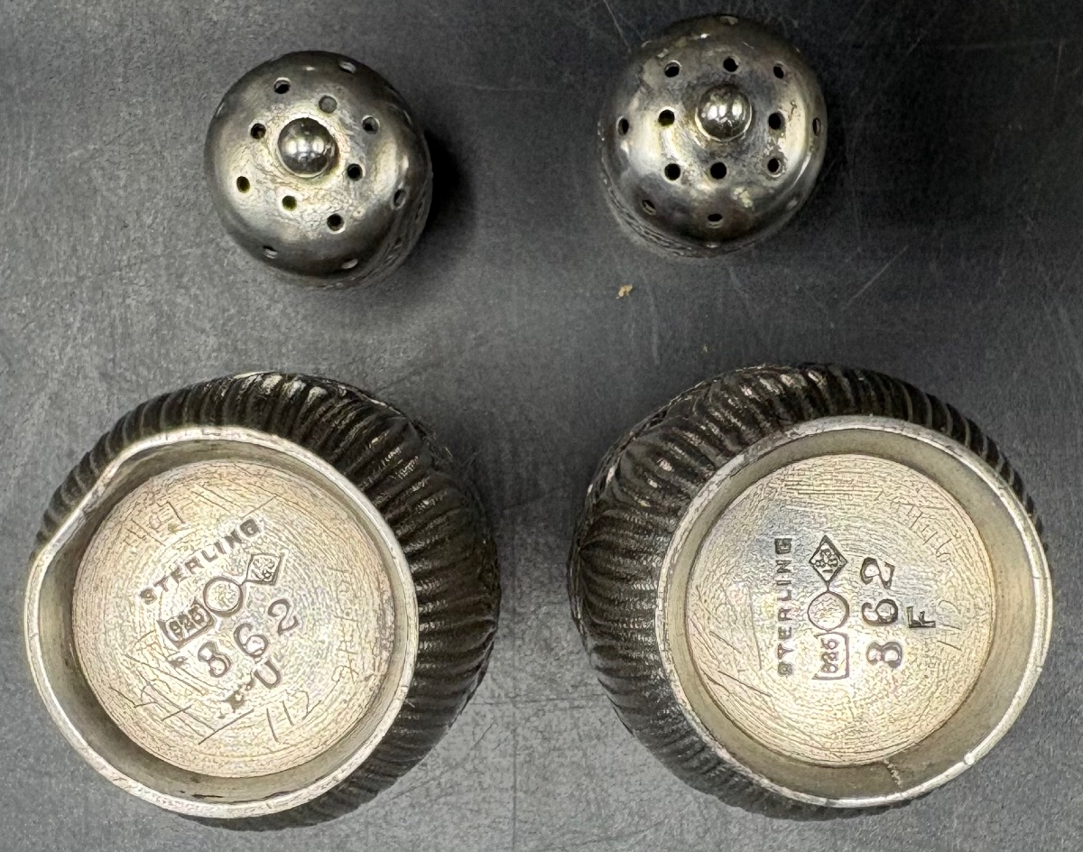 Pair Of Solid Silver Art Nouveau Salt And Pepper Shakers, 1900, American -photo-2