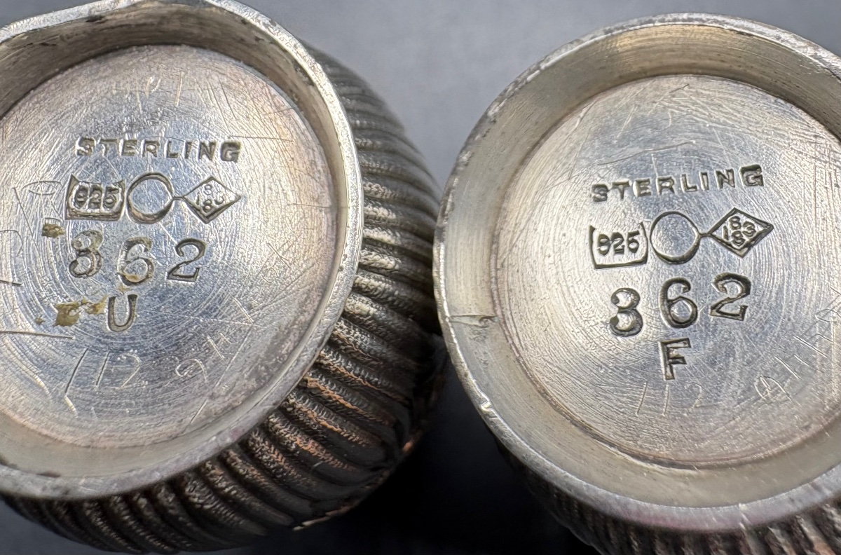 Pair Of Solid Silver Art Nouveau Salt And Pepper Shakers, 1900, American -photo-3