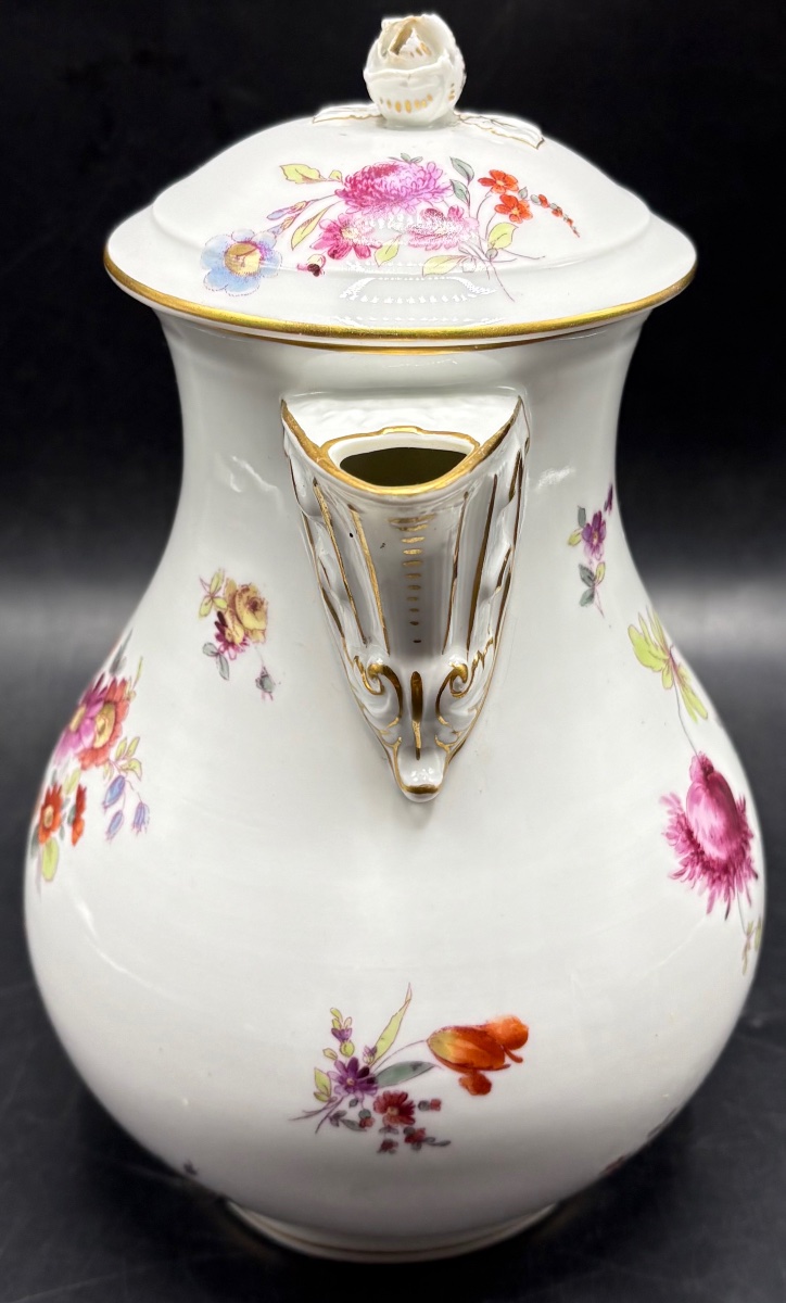 Late 19th-century Painted Glazed Porcelain Coffee Pot, Saxony-photo-4