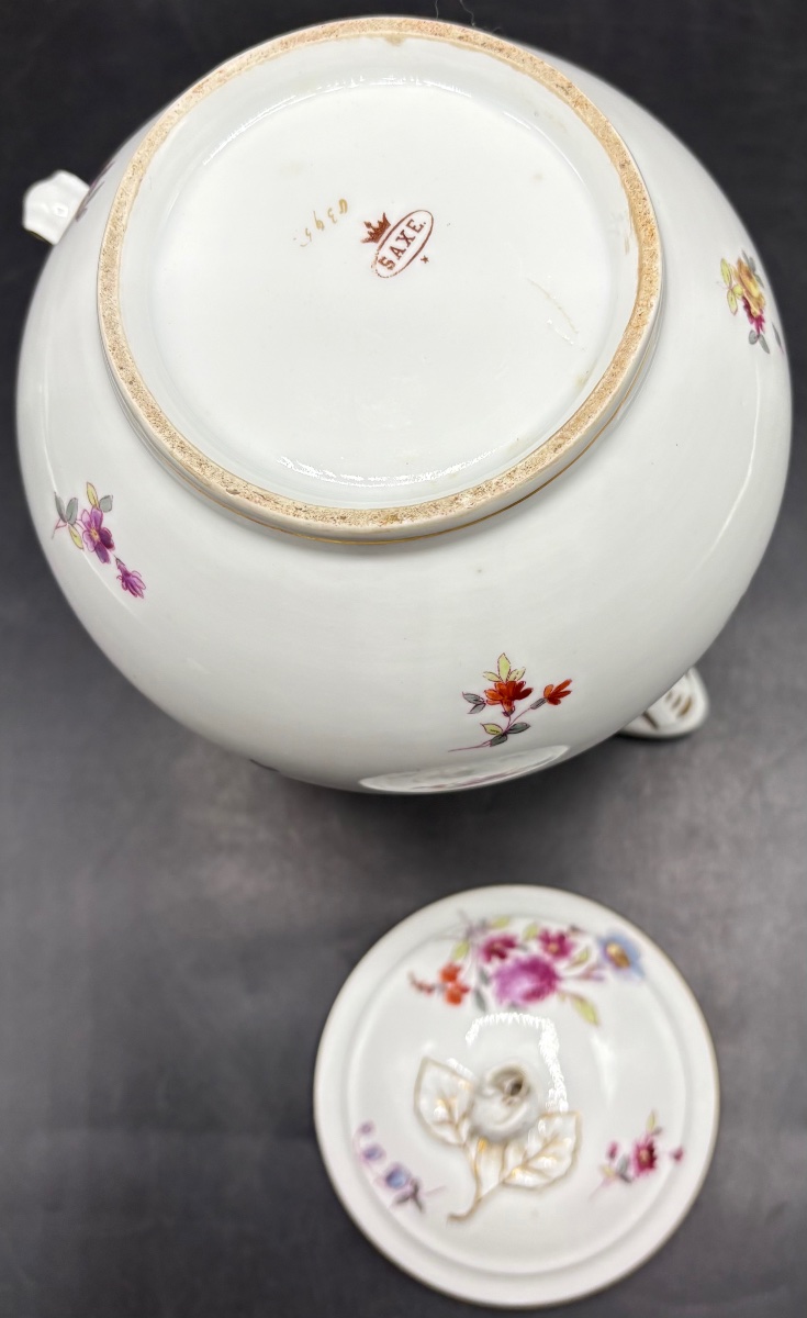 Late 19th-century Painted Glazed Porcelain Coffee Pot, Saxony-photo-2