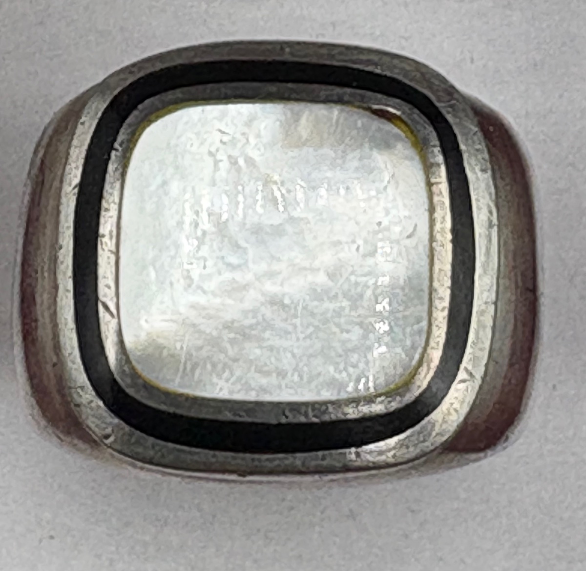 A Men's Solid Silver Ring With Mother-of-pearl And Enamel From The 1930s, Made In France-photo-1