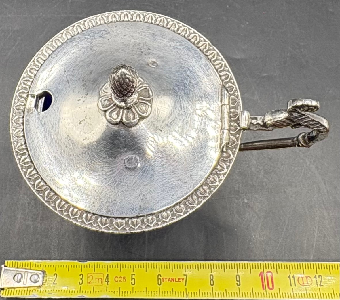 Solid Silver Mustard Pot, "le Vieillard," 1819–1838, Paris-photo-6
