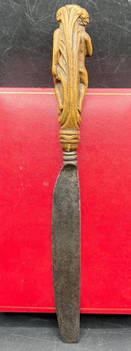 Carved Walnut Table Knife With Wrought Iron Handle, Circa 1670–80, Berry-photo-2