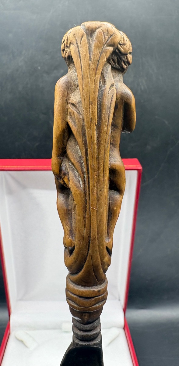 Carved Walnut Table Knife With Wrought Iron Handle, Circa 1670–80, Berry-photo-4