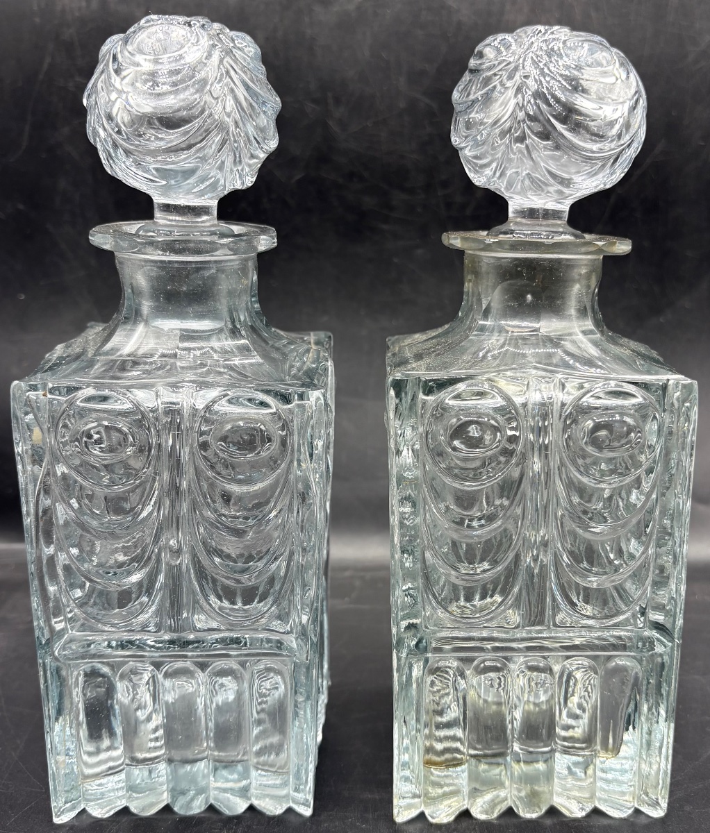 PAIRE DE CARAFES À ALCOOL EN CRISTAL SOUFFLÉ MOULÉ TAILLÉ DU CREUSOT VERS 1810-photo-4