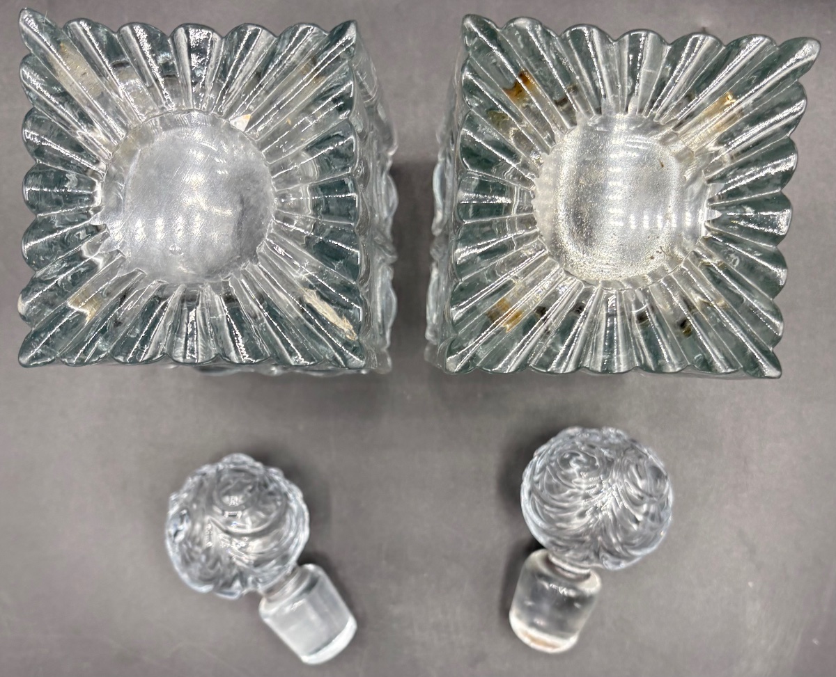 PAIRE DE CARAFES À ALCOOL EN CRISTAL SOUFFLÉ MOULÉ TAILLÉ DU CREUSOT VERS 1810-photo-2