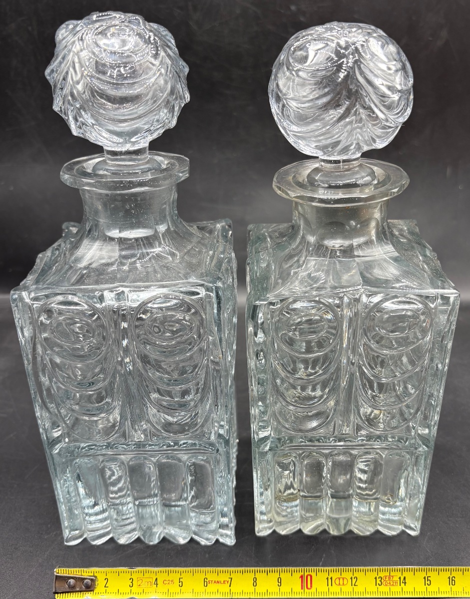 PAIRE DE CARAFES À ALCOOL EN CRISTAL SOUFFLÉ MOULÉ TAILLÉ DU CREUSOT VERS 1810-photo-6