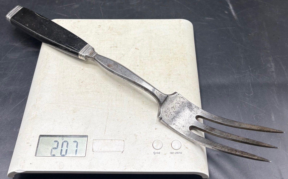 GRANDE FOURCHETTE À VIANDE EN ÉBÈNE FER FORGÉ ET ARGENT VERS 1830 FRANÇAISE-photo-7