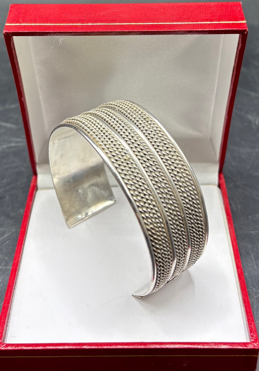 1950s Foreign Solid Silver 3/4-length Clasp Cuff Bracelet 