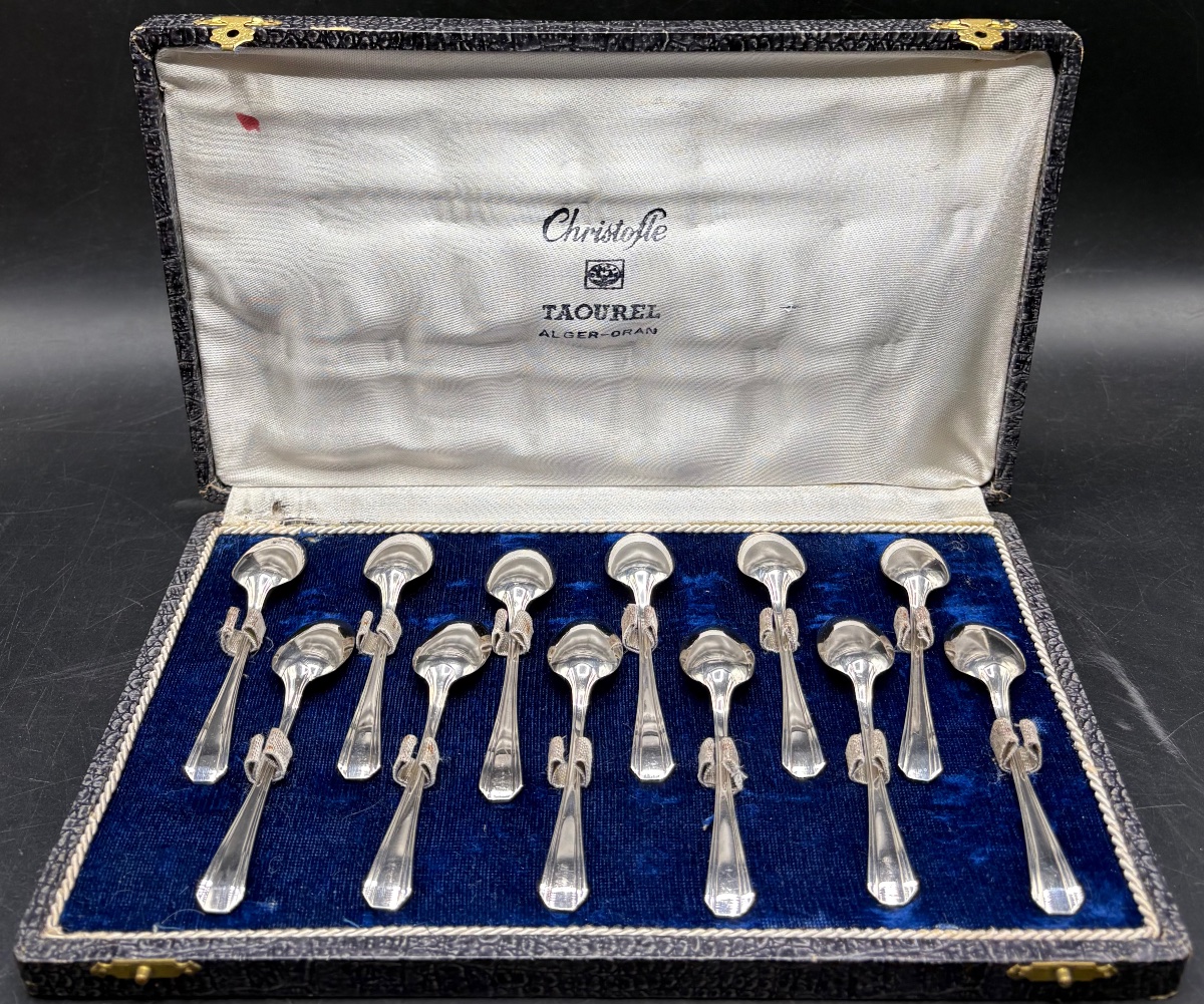  COFFRET DE DOUZE CUILLÈRES À MOKA VERS 1920 EN MÉTAL ARGENTÉ CHRISTOFLE MODÈLE PALME-photo-2
