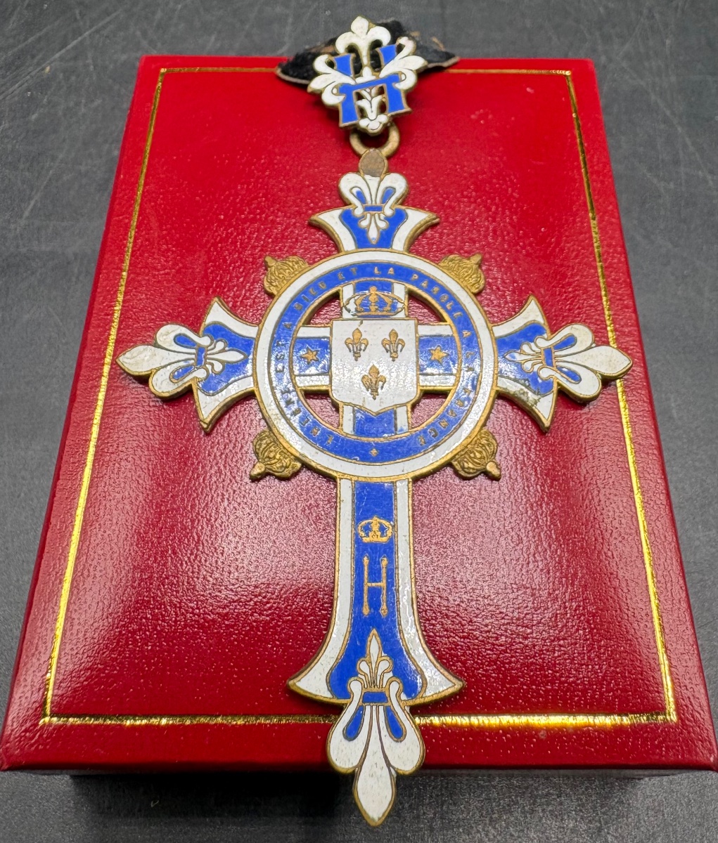 Enameled Brass Medal From The 1880s/1890s, French 