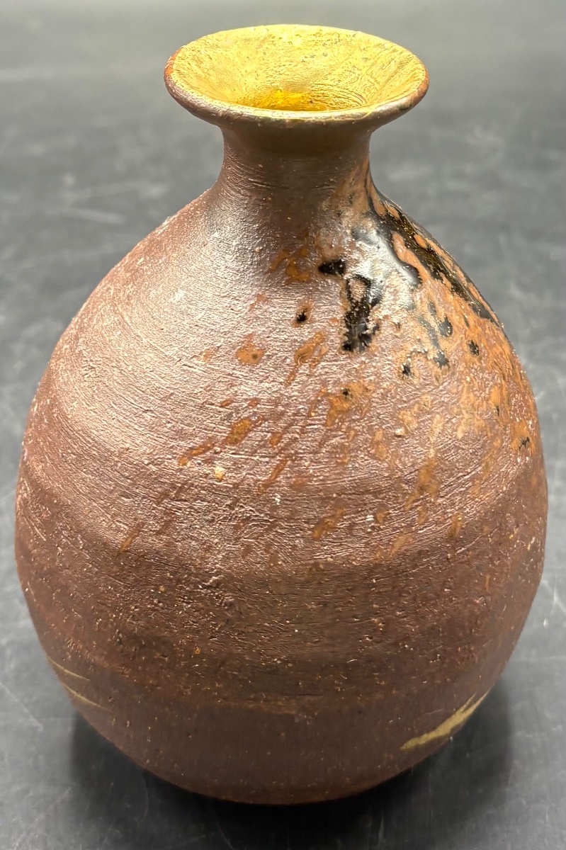 Small Gold-glazed Terracotta Vase From The 1900s, Japanese -photo-4