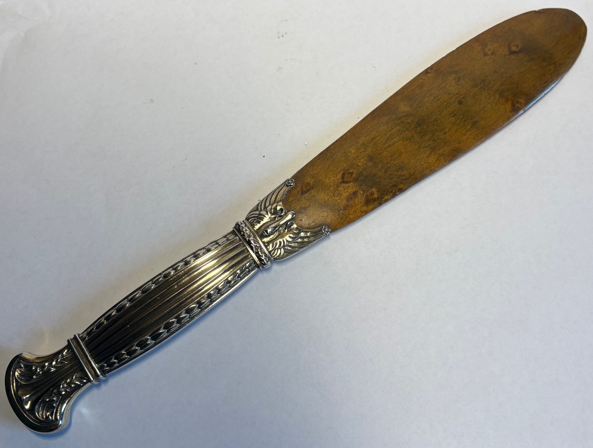 COUPE PAPIER EN ARGENT MASSIF VERMEIL ET LOUPE DE TUYAS FRANÇAIS DE LA FIN DU XIXÈME 