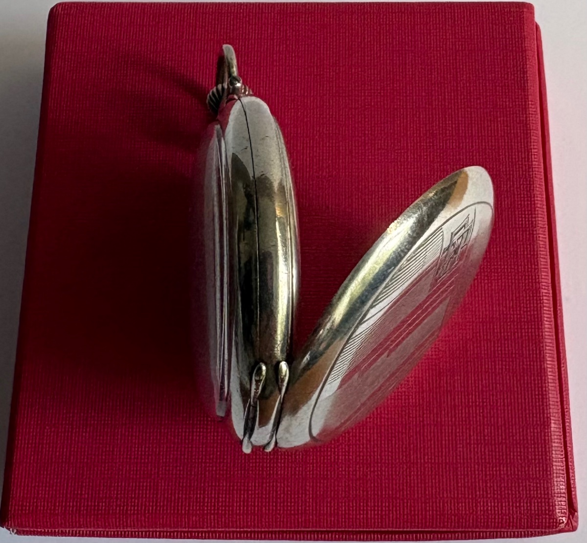 Solid Silver Pocket Watch And Other Items From The 1930s By Mounier Tardy-photo-4