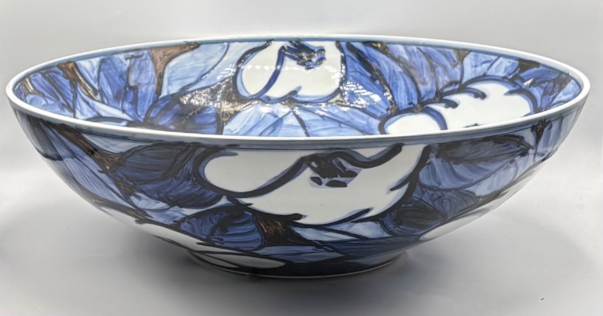A Very Large, Hand-painted Enameled Porcelain Salad Bowl From The 1930s, Japanese -photo-3