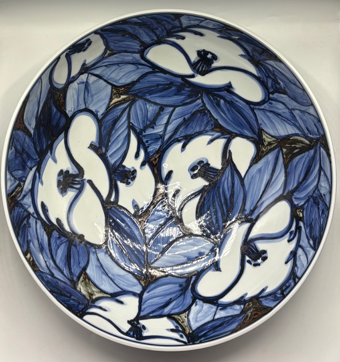 A Very Large, Hand-painted Enameled Porcelain Salad Bowl From The 1930s, Japanese -photo-1