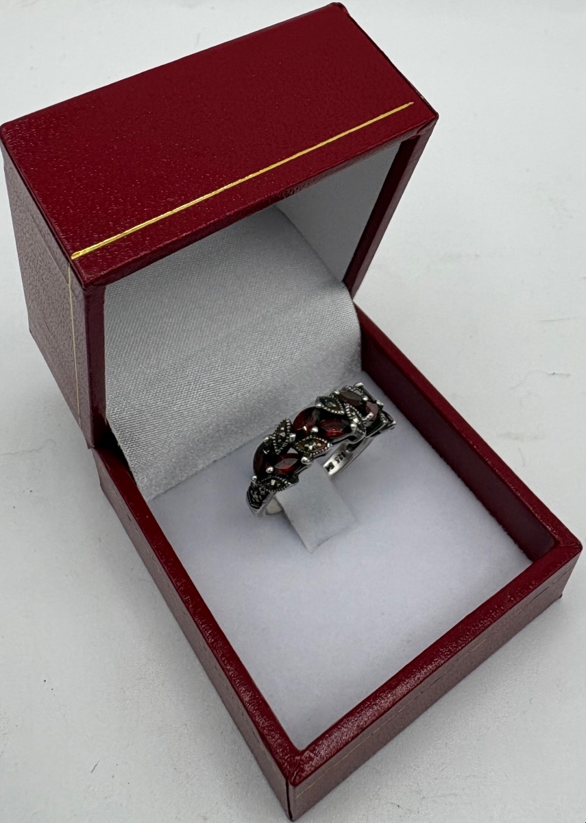 BAGUE EN ARGENT MASSIF AVEC DES GRENATS ET MARCASSITES PAR METROP DES ANNÉES 1950-photo-2
