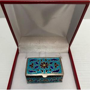 Enamelled Sterling Silver Pill Box 1930/40