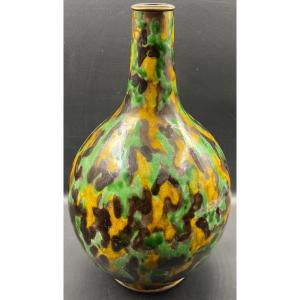 Vase In Cracked Glazed Terracotta And Colored Enamel Enhancements From Japan Late 18th Century