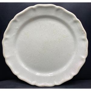 Grand Plat Rond Faïence émaillée XVIIIème Cul Noir Forges Les Eaux.