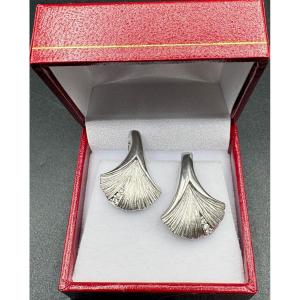 BOUCLES D’OREILLE EN ARGENT MASSIF ET OXYDES DE ZIRCONIUM DES ANNÉES 1980 PAR NINA RICCI