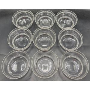 SÉRIE DE NEUF COUPES À DESSERTS EN CRISTAL SOUFFLÉ TAILLÉ DES ANNÉES 1930 SAINT LOUIS