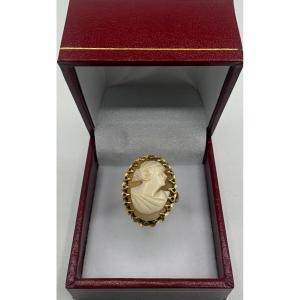 18k Gold Ring With A French Shell Cameé From The 1940s