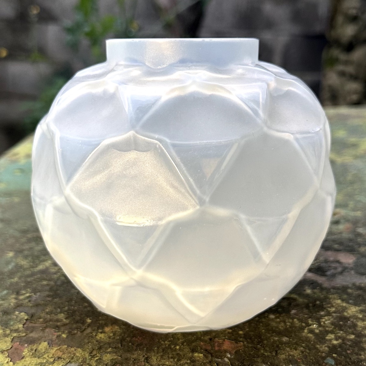 André Hunebelle - Art Deco Opalescent Glass Vase -photo-4