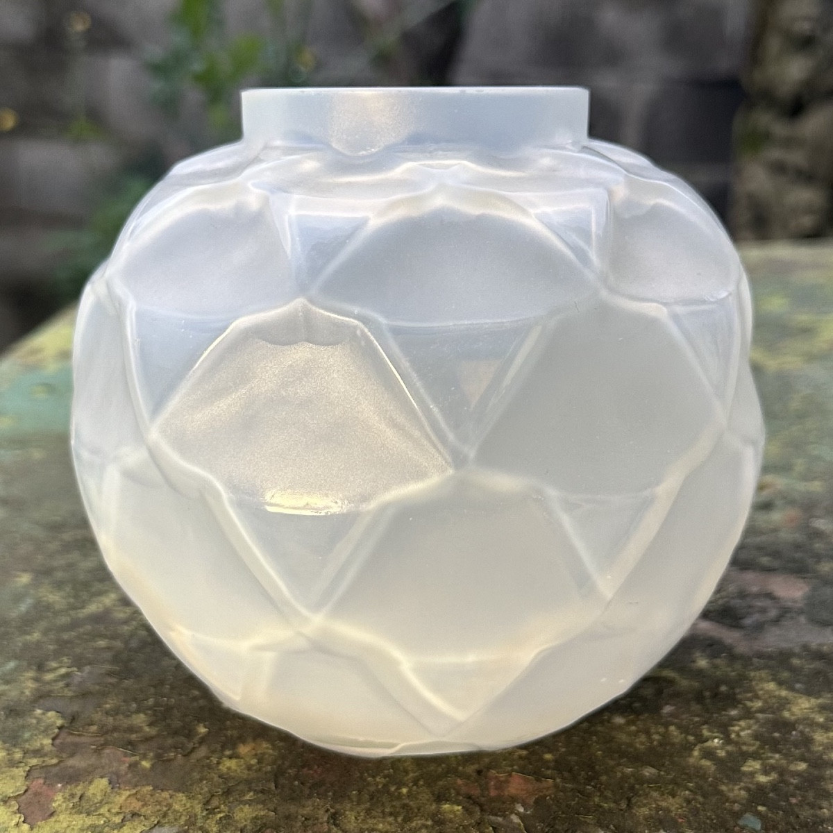 André Hunebelle - Art Deco Opalescent Glass Vase 