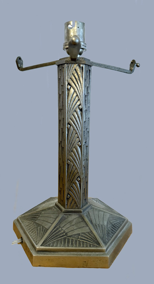 Art Deco Lamp By Hettier & Vincent In Bronze And Pressed Glass, Hexagonal Model – 37 Cm-photo-2