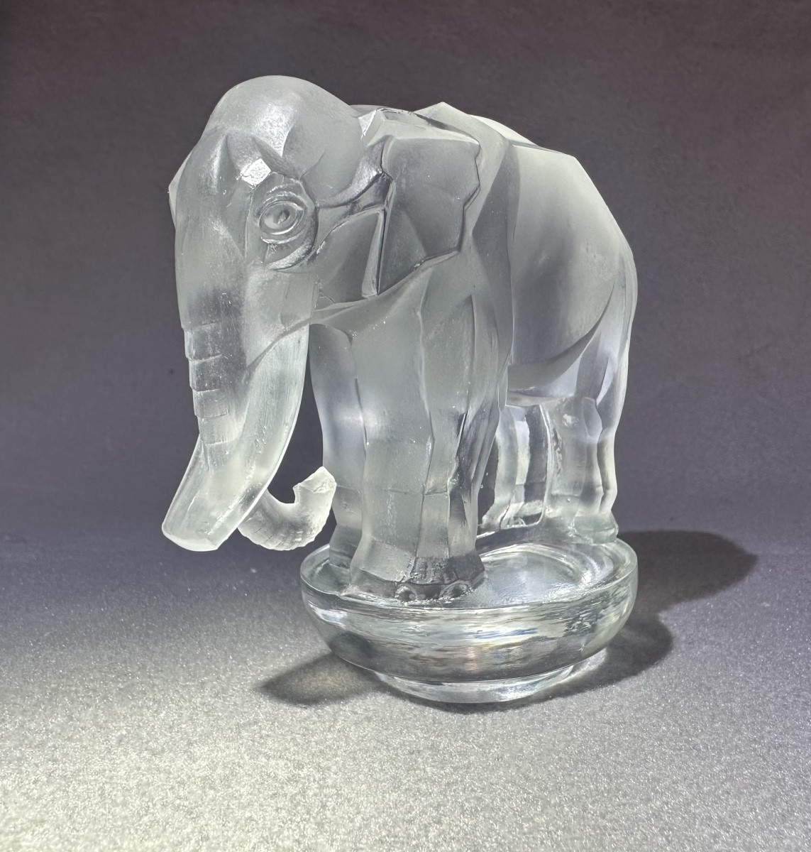 Presse-papier René Lalique -  Toby Eléphant en verre blanc-photo-3