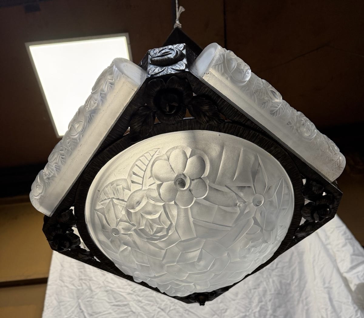 Degue (david Guéron) Large Art Deco Chandelier With Stylized Floral Motifs, Circa 1930-photo-3